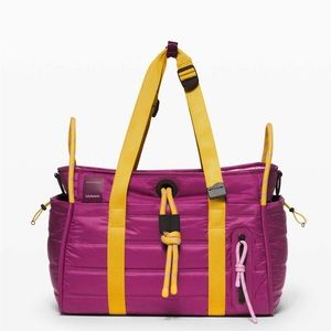 RARE lululemon x roksanda | face forward duffel | marvel/candy pink
